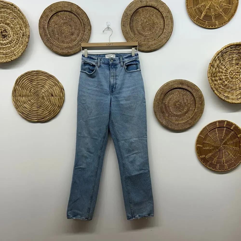 Abercrombie Curve Love 90s Straight Ultra High Rise Jeans 27/4 Slit High Waist - Picture 1 of 6